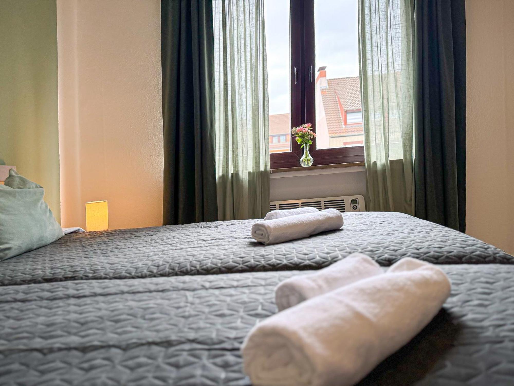 Immostay #7 -Helle Wohnung Mit Grossem Garten -4 Zimmer, Wifi & Free Parking Brême Extérieur photo